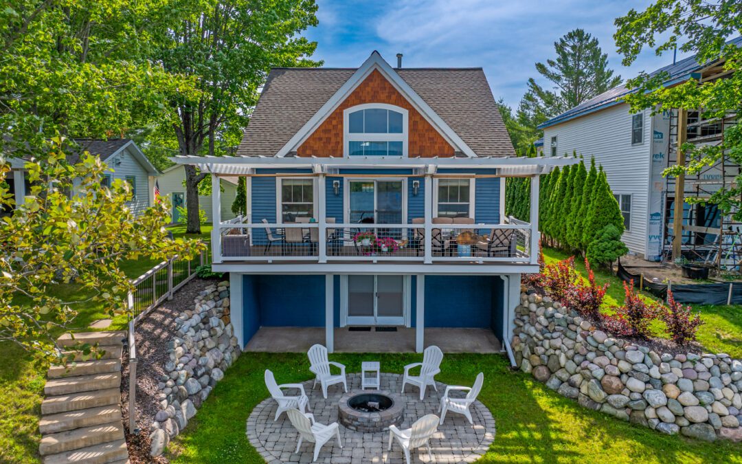 Lakefront Renovation – Big Bradford Lake