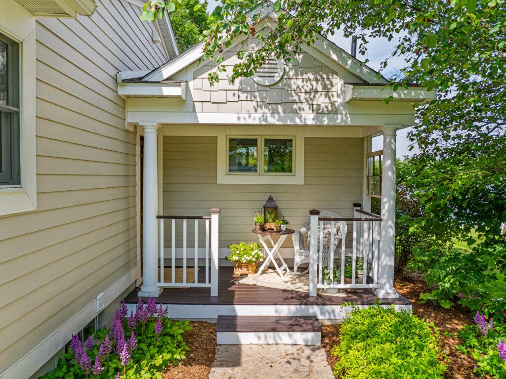 Lakefront Renovation – Big Bradford Lake