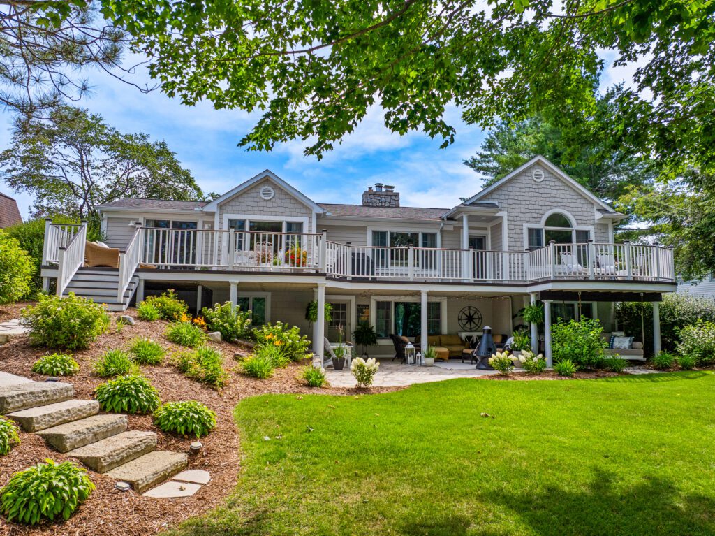 Lakefront Renovation – Big Bradford Lake